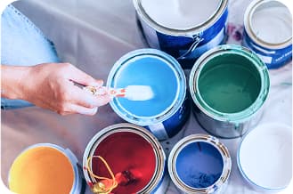 Image cans of paint